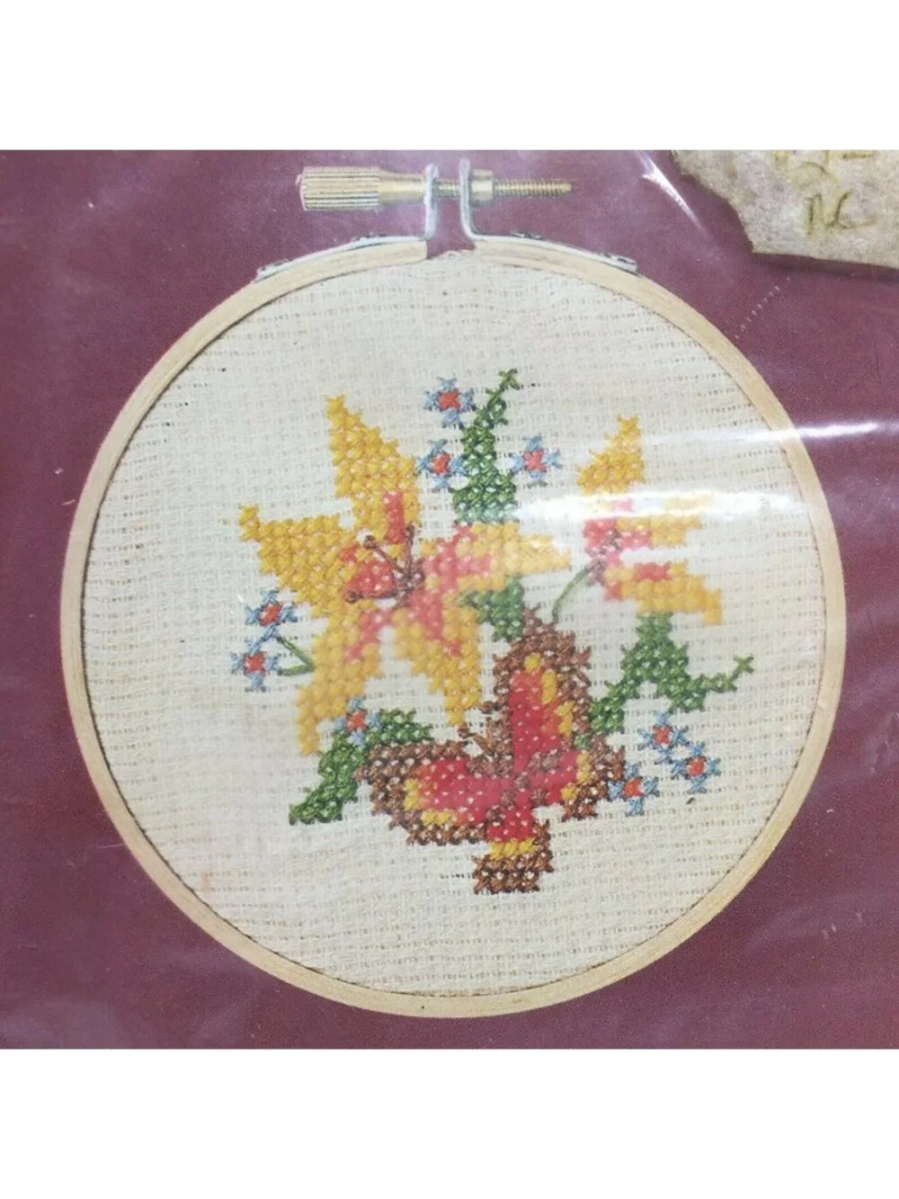 Vogart Crafts Lilies Counted Cross Stitch With Wooden Embroidery Hoop Craft Kit